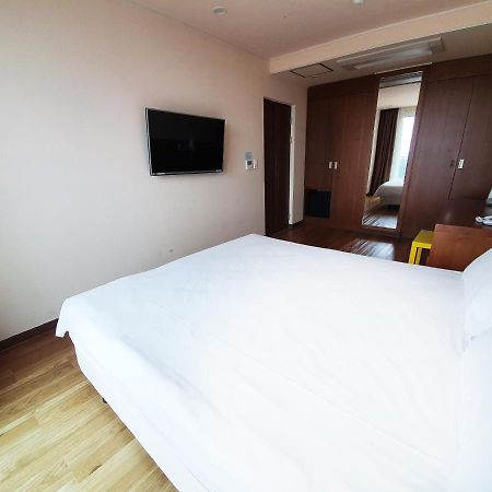 Jeju Jungmun Ocean Blue Hotel Seogwipo-stad Buitenkant foto