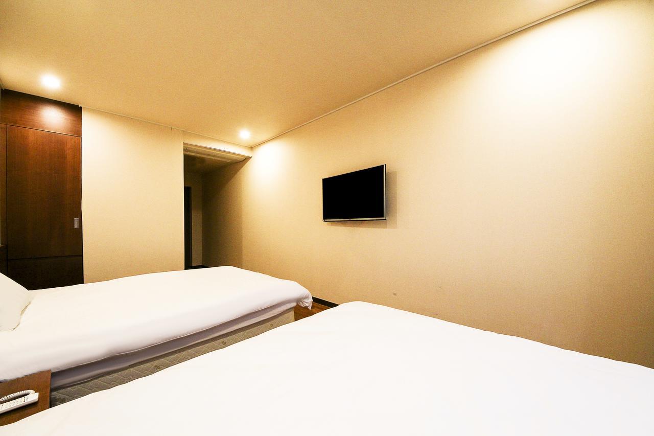 Jeju Jungmun Ocean Blue Hotel Seogwipo-stad Buitenkant foto