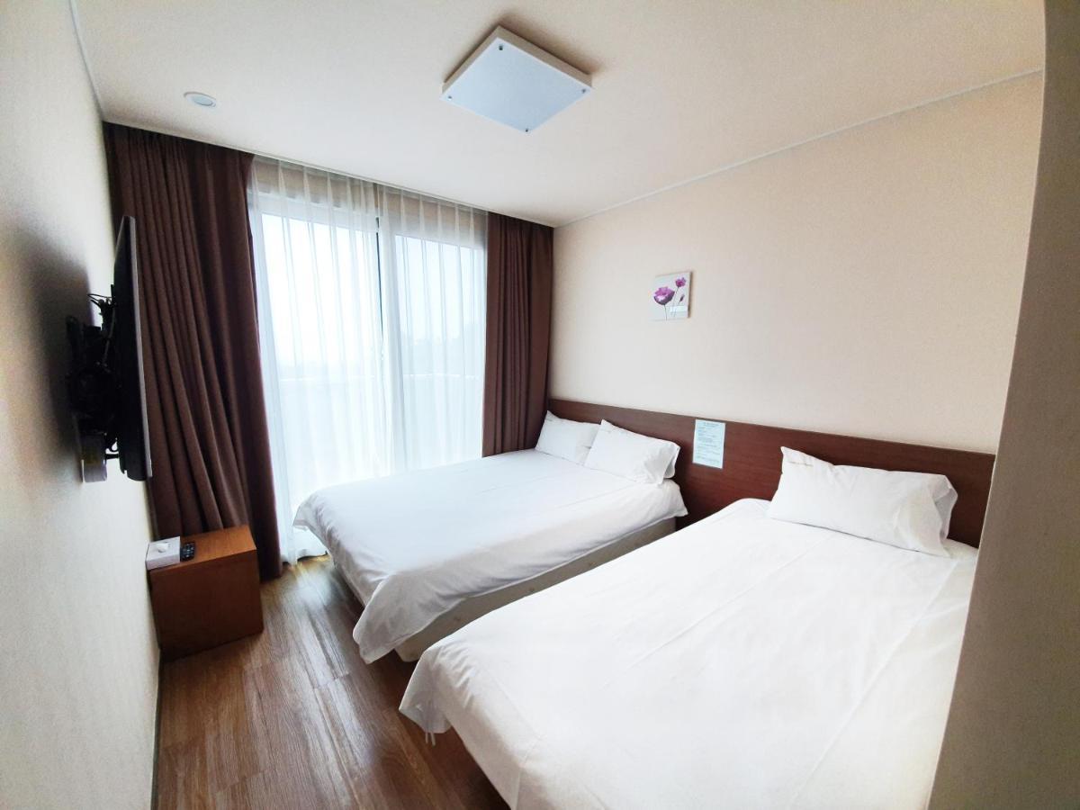 Jeju Jungmun Ocean Blue Hotel Seogwipo-stad Buitenkant foto